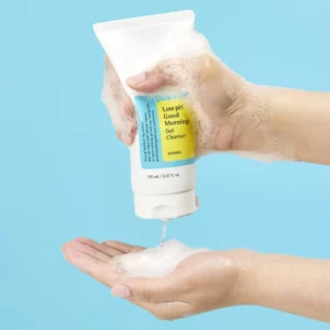 2.7 Soko Glam PDP Image COSRX Low pH Good Morning Gel Cleanser Korean Skincare Lifestyle Texture 1 860x 69509bad a435 4b77 9f66 9fc9d081c020