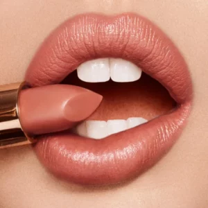 Stoned Rose Light Lip Model