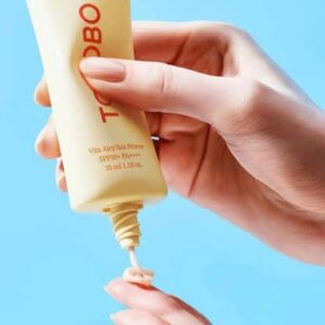 پرایمر ضدآفتاب توکوبو 35 میلی لیتر 3 TOCOBO Vita Airy Sun Primer SPF50 PA 35ml 2 416x416 1