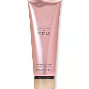 مراقبت پوست و مو 45 لوسیون بدن ویکتوریا سکرت مدل Velvet Petals